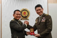 Gagah! KSAD Dudung Terima...