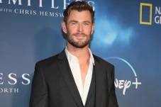Chris Hemsworth Singgung...