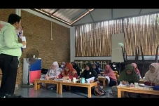 Pengabdian Masyarakat,...