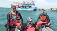 ABK Jatuh di Laut Indramayu,...