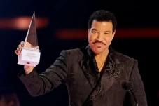 Lionel Richie Terima...