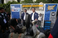 Dorong Konversi Kendaraan...