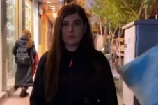 Aktris Iran Ditangkap...