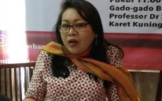 Tim Independen Serahkan...