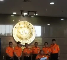 Basarnas Terjunkan 103...