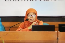 Profil Salmah Orbayinah,...