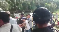 Mencekam! Ratusan Warga...