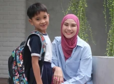 Sedang Sakit Pneumonia,...