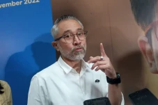 Lukman Sardi Ingatkan...