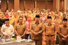 Wali Kota Solok Terima...
