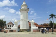 8 Kota di Indonesia...