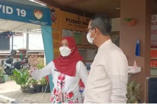 Bu Lurah Petogogan Datang...