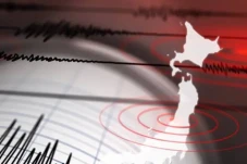 Dua Kali Gempa Susulan...