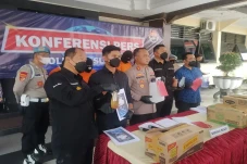 Produksi Miras Maut...