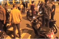 Polisi Tangkap Puluhan...