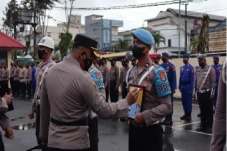 2 Anggota Polres Tarakan...