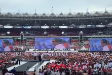 Jokowi Minta Masyarakat...
