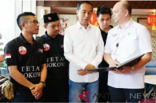 Jokowi Dinilai Beri...