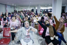Geliatkan Industri Seni...