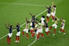 Hasil Prancis vs Denmark:...