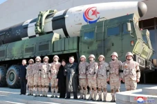 Kim Jong-un Ingin Korut...