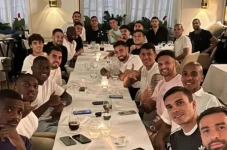 Cristiano Ronaldo Traktir...