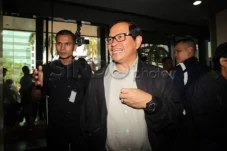 Surpres Pencalonan Panglima...