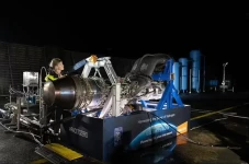 Rolls-Royce Rampungkan...