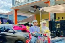 Pernikahan Sultan Bermahar...