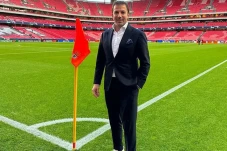Del Piero Ngebet Gantikan...