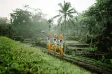 Sektor Pariwisata Siapkan...