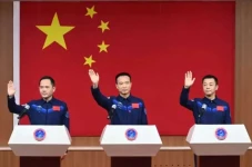 China Perkenalkan 3...