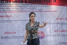 Rieke Diah Pitaloka...