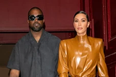 Kim Kardashian dan Kanye...