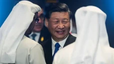 Pentagon: China Tingkatkan...