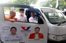 Bagikan Mobil Penggiling...