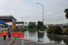 Ruas Tol Pondok Aren-Serpong...