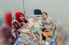 Bagikan Momen Kebersamaan...