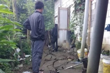Ada Pergerakan Tanah...