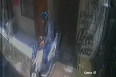 Ditinggal Tidur Sepulang...