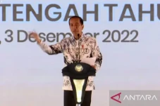 Presiden Jokowi Minta...