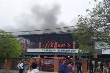 Helens Bar Tanjung Duren...