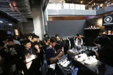 Digelar Luring, Event...