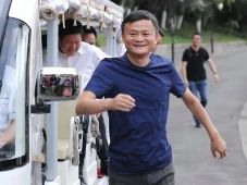 Lama Menghilang, Pendiri...