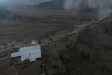Sejarah Letusan Gunung...