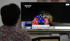 Astronot Kru Shenzhou...