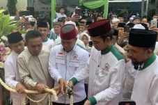 Dihadiri Ustaz Abdul...