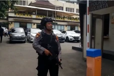 Bom Bunuh Diri di Bandung,...