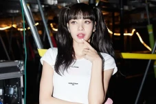 Lisa BLACKPINK Alami...