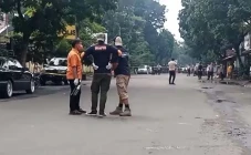 Bom Bunuh Diri di Polsek...